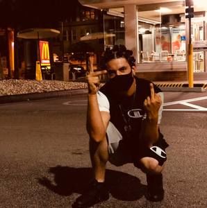 Meet your Posher, Daniel